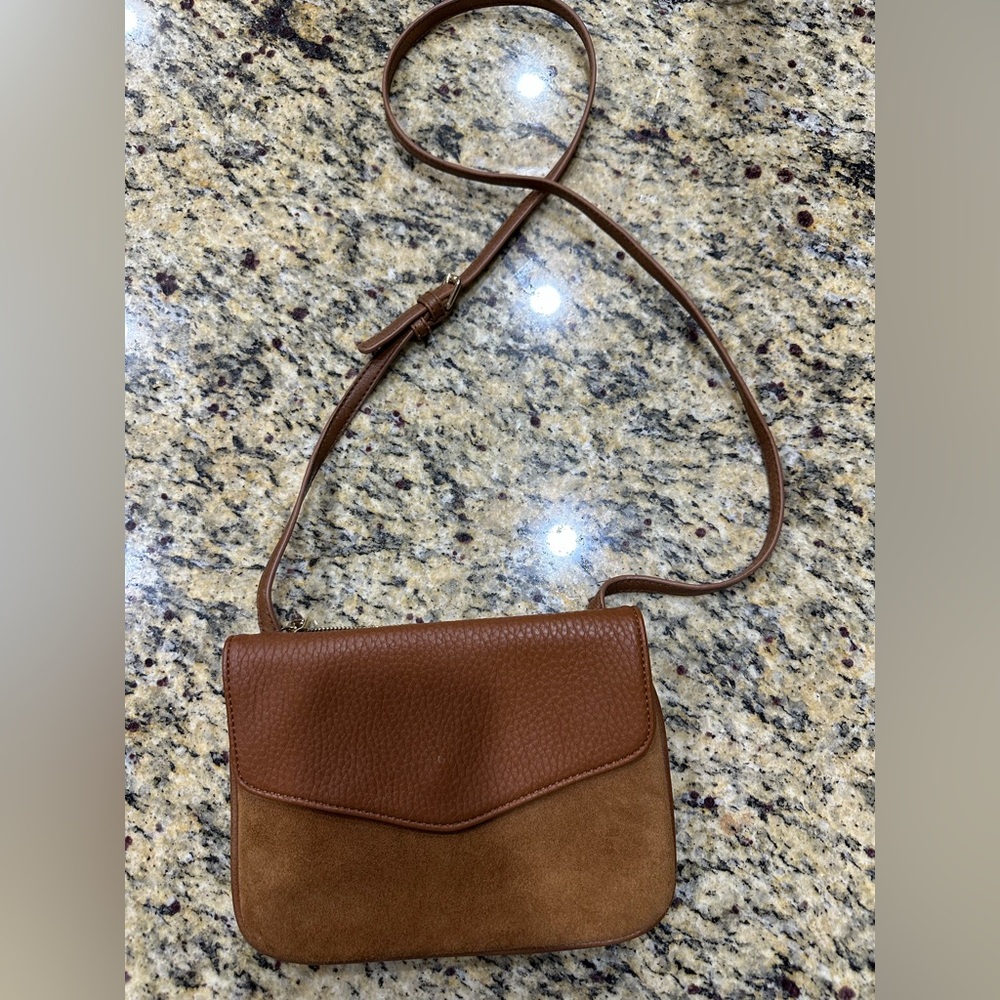 Crossbody purse